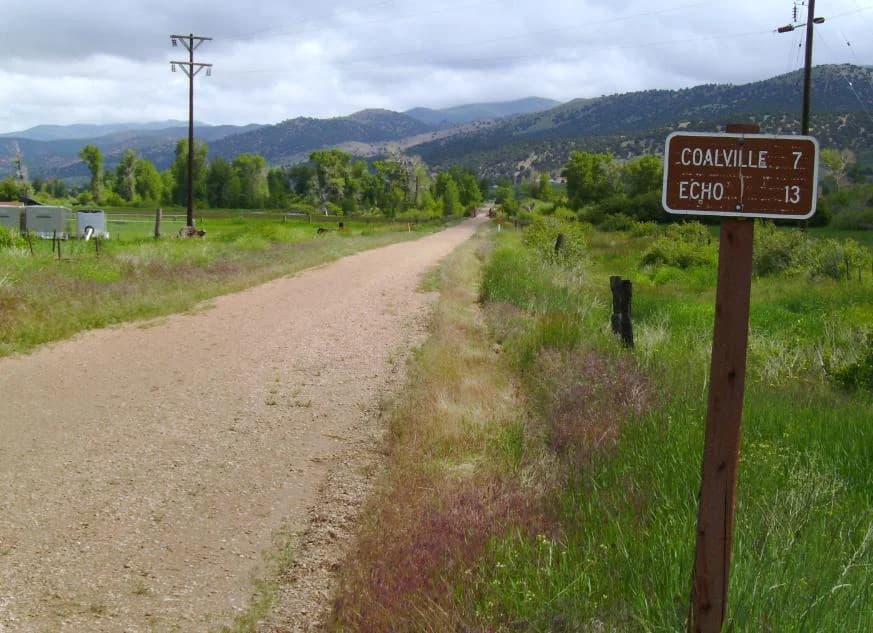 Explorer l'Historic Union Pacific Rail Trail State Park